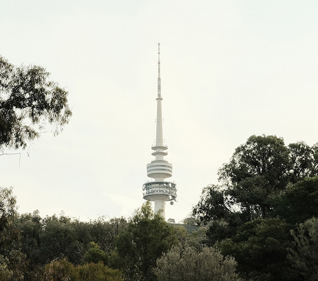 Telecommunications tower